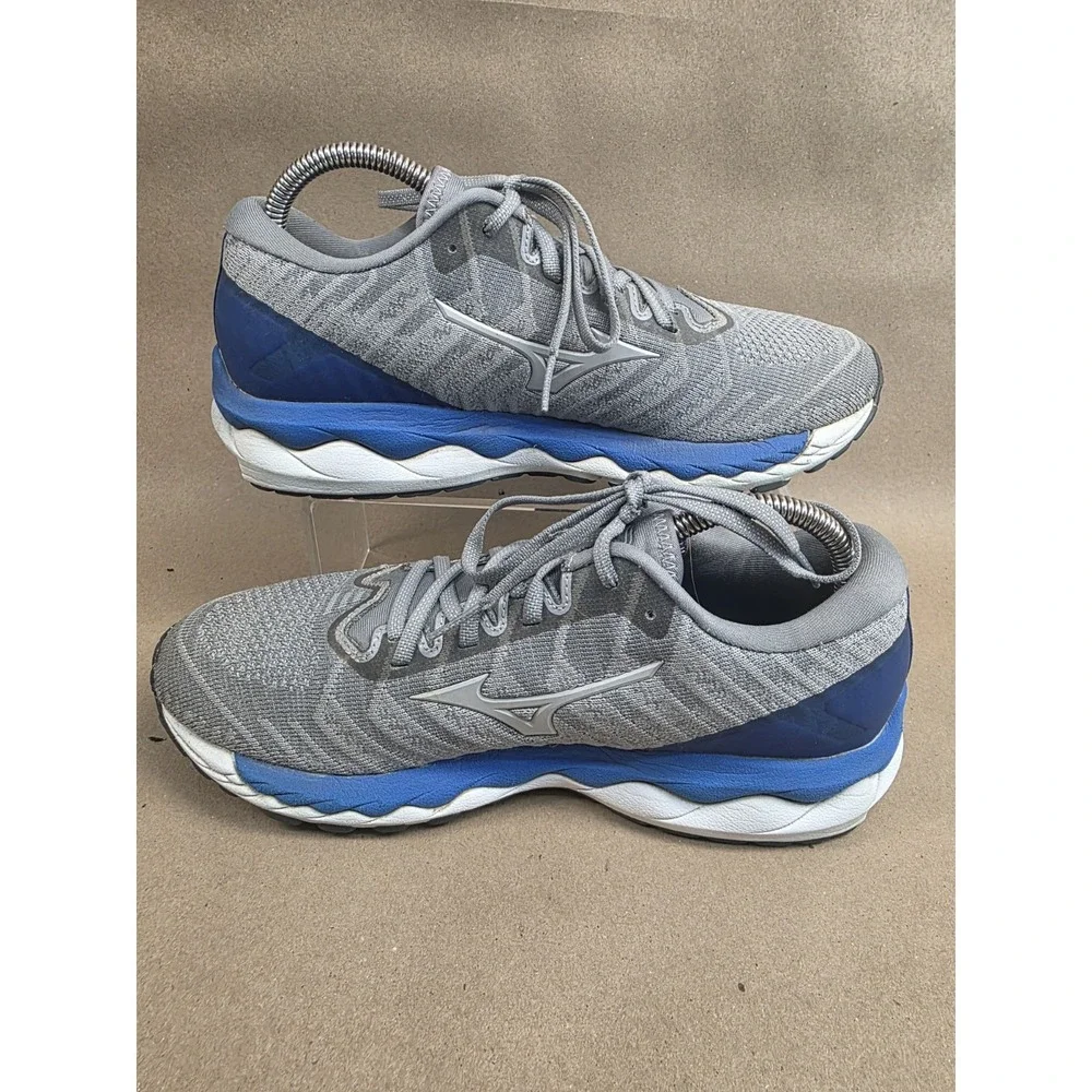 Mizuno (Sz 8.5) Wave Sky 4 Waveknit Shoes Mens Size Gray Running Comfort Walking